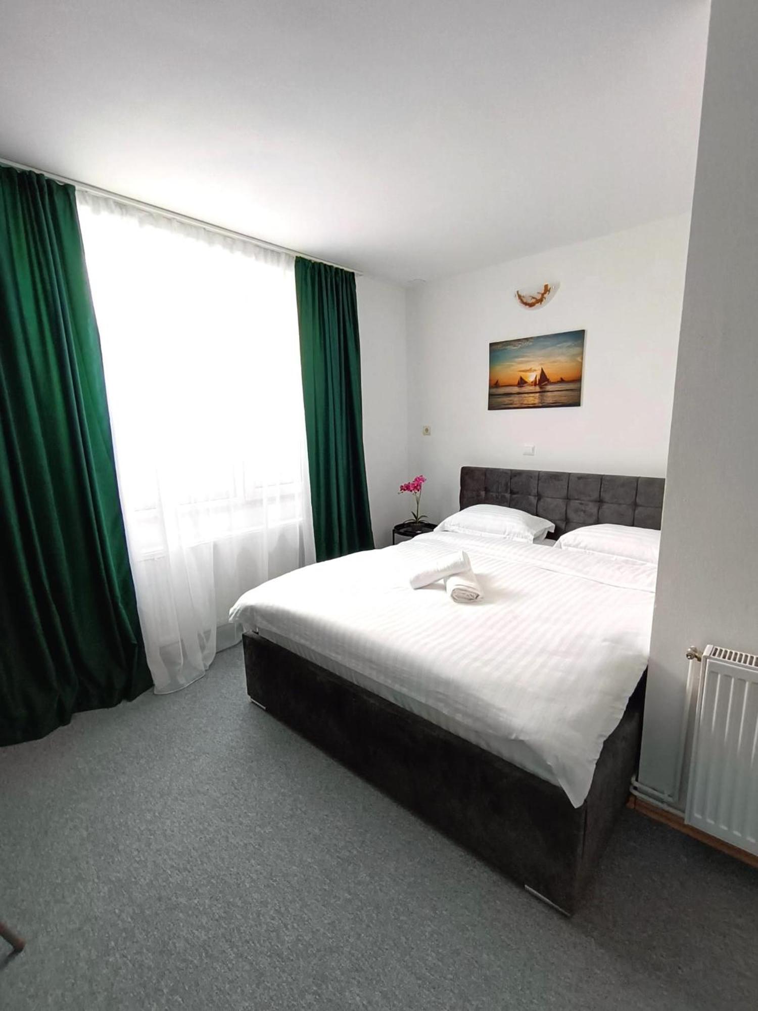 Ferienwohnung Chic Boutique Dumbrava Hermannstadt Exterior foto